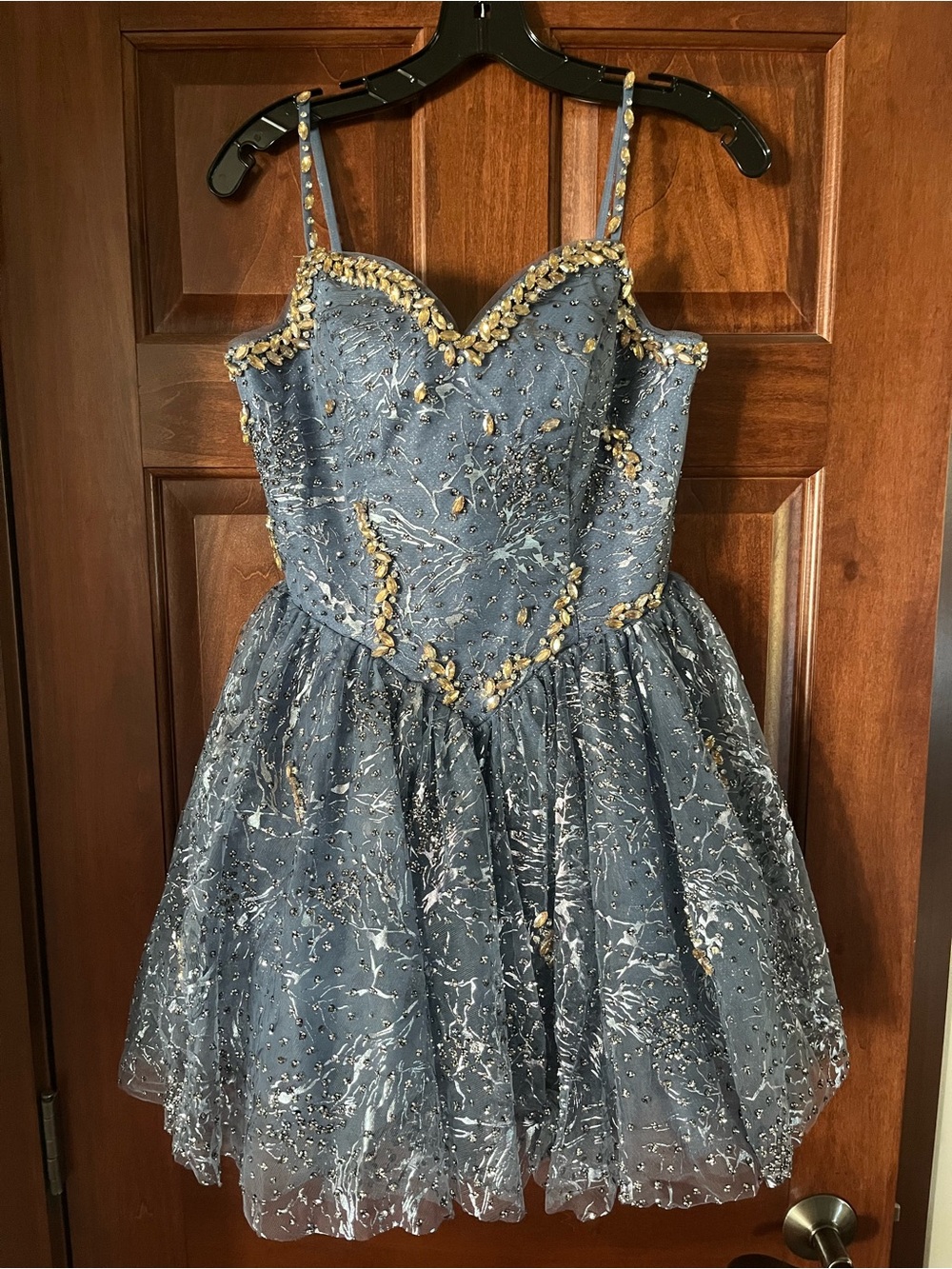 Charming A line spaghetti straps